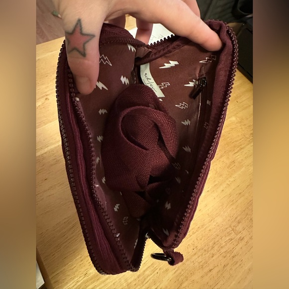 Rad Rev Corduroy Sling in Burgundy - Picture 6 of 6